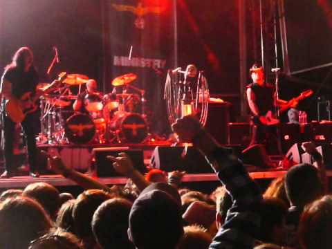 Ministry - New World Order / Brutal assault