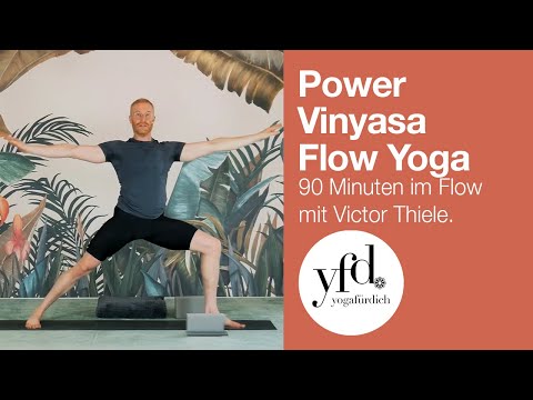 Yoga Flow mit Victor 90 min. für Menschen mit Power Yoga Vorerfahrung.