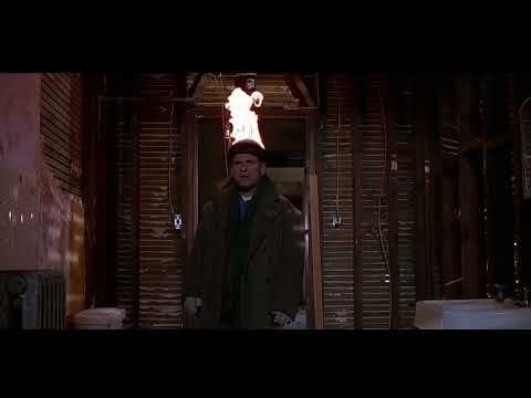 Home Alone 2 Electrocution Scene but with Half-Life SFX