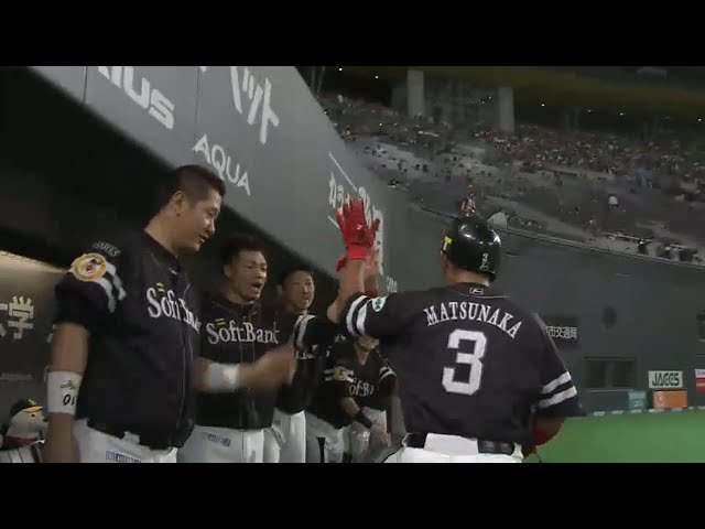 【8回表】代打で今季初打席!! ホークス・松中 貫禄の四球で出塁 2015/9/22 F-H