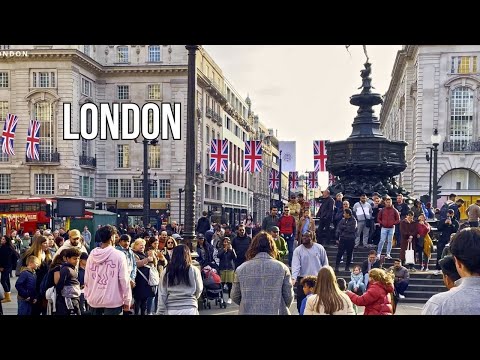 Central London Walk | Trafalgar Square to Piccadilly Circus | London Walking tour 4K