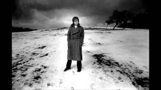 3. Country Comfort (Elton John - Live in New York 11/17/70)