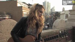 ALICE GOLD - SEASONS CHANGE (BalconyTV)