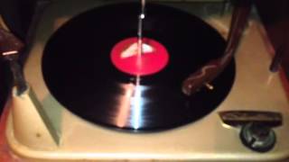 Stompy Jones - Sidney Bechet & His New Orleans Footwarmers (1949)