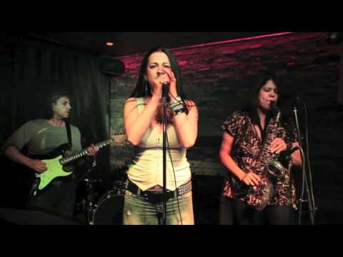 The Joynt Chicago: Live Music featuring Ivana Salipur