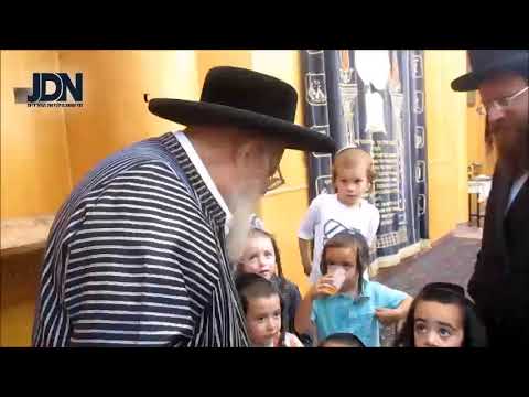 Students Of The Ribnitz Cheder In Tzfas Visit Toldos Aharon Rebbe - Elul 5780
