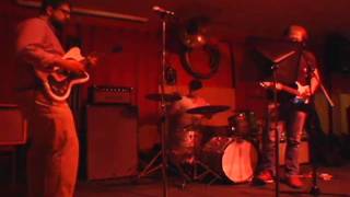 Frank Black Tribute: Tony the Bookie Orchestra performs &#39;Nadine&#39;