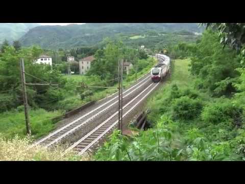 E.402B IN LIVREA FRECCIABIANCA CON L' IC IN TRANSITO A RIGOROSO (AL) 7 - 6 - 2018