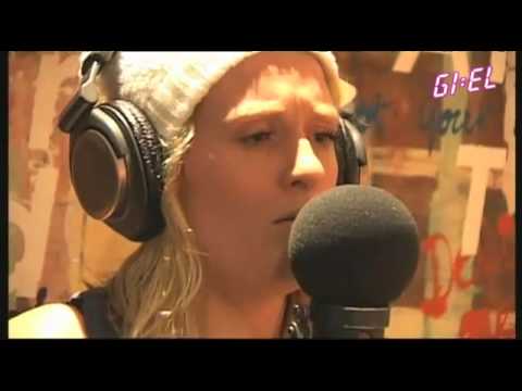 Sander Kleinenberg feat. Miss Montreal - Wish I Said (Live at 3FM) with Soul Sound Formations