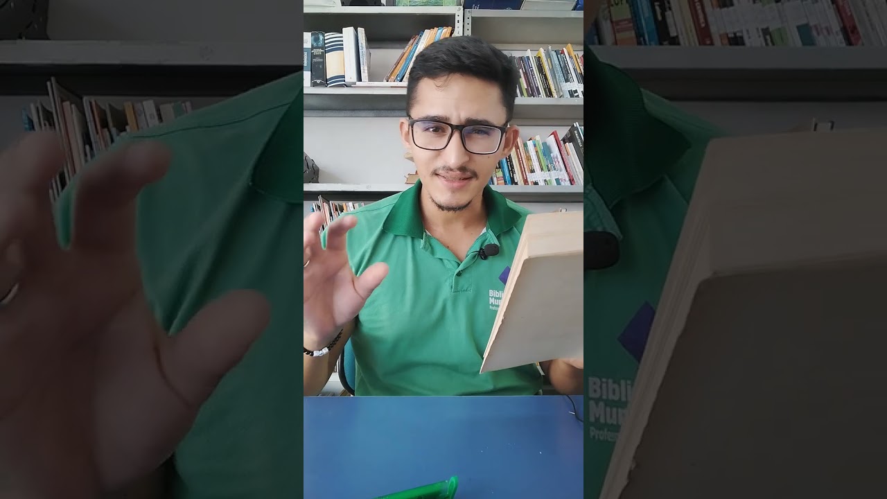 Leitura do poema "O Pacto" do poeta Juvenal Galeno.