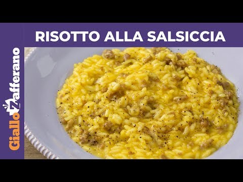 RISOTTO ALLA SALSICCIA E ZAFFERANO: Ricetta facile!