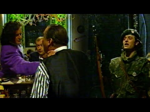 Marko Perković Thompson glumi u "Jel' me netko tražio?" (1992.)