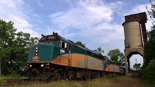 preview picture of video 'The Canadian at Washago (30AUG2014)'