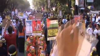 Download lagu Lkg TPQ : Aksi Solidaritas 1000 santri TPQ  untuk Suriah Palestina  yel yel yel mp3