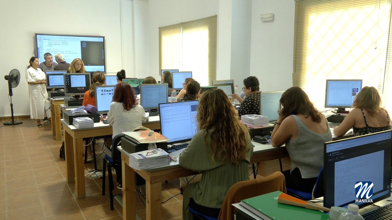 Entrega de libros para el taller de empleo