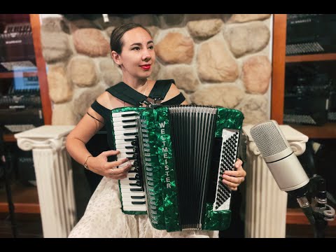 WELTOPALGN - Green Weltmeister Opal Piano Accordion LMM 37 96 $2999