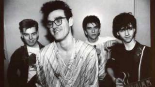 the smiths &#39;what do you see in him&#39; live at the hacienda 4th feb 1983 morrissey free mp3