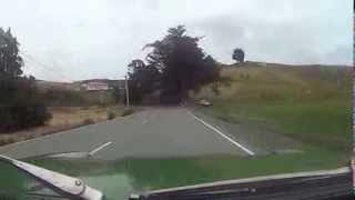 preview picture of video 'Wallaceville Hill Climb 2014 Neal's Mk1 Cortina'