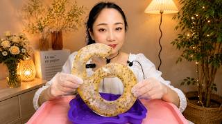 Download lagu Golden Seeded Ring Bread Tasting with a Crisp, Baked Texture mp3