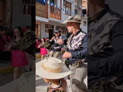 Así se vive la Festividad de la Virgen Asunta en Pillpinto (Paruro, Cusco) #Pillpinto #Paruro #Cusco