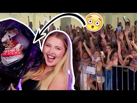 1000 GIFTS?! 😳 PAULA'S BIG UNBOXING 😍 (Meet&Greet GRAZ / PART 1 📦)