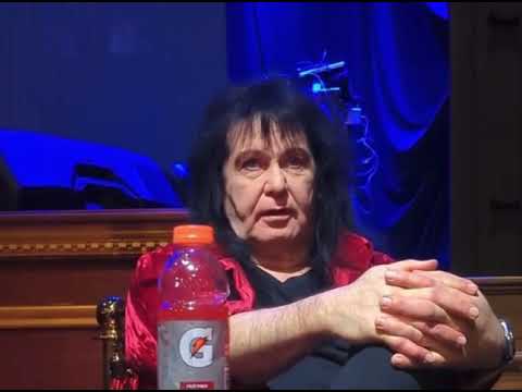 Blackie Lawless of Wasp Tells a Funny Story About Cliff Burton When He Was Touring With Metallica