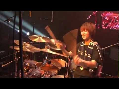 CNBLUE [BLUE STORM Concert] - You've fallen for me (very cute)