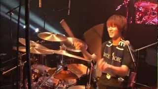 Download lagu CNBLUE [BLUE STORM Concert] - You've fallen for me (very cute) mp3