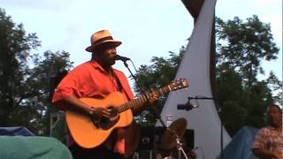 Taj Mahal- Lovin In My Baby's Eyes- Floydfest 2011.mpg