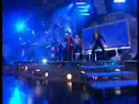 Ídolos 2004 - Gabriela - It's Raining Men