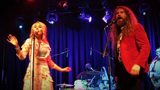 Haley Reinhart &amp; Casey Abrams &quot;Time of The Season&quot; WTS? Tour The El Rey (October 24, 2017)