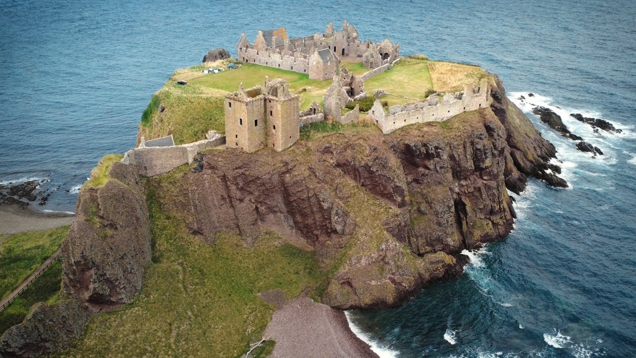 Exploring Dunnottar Castle Ruins 