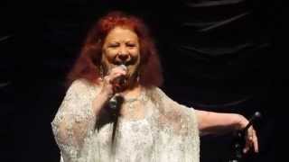Beth Carvalho - Volta Por Cima - Teatro Bradesco - 30/04/2014 (By Alan)