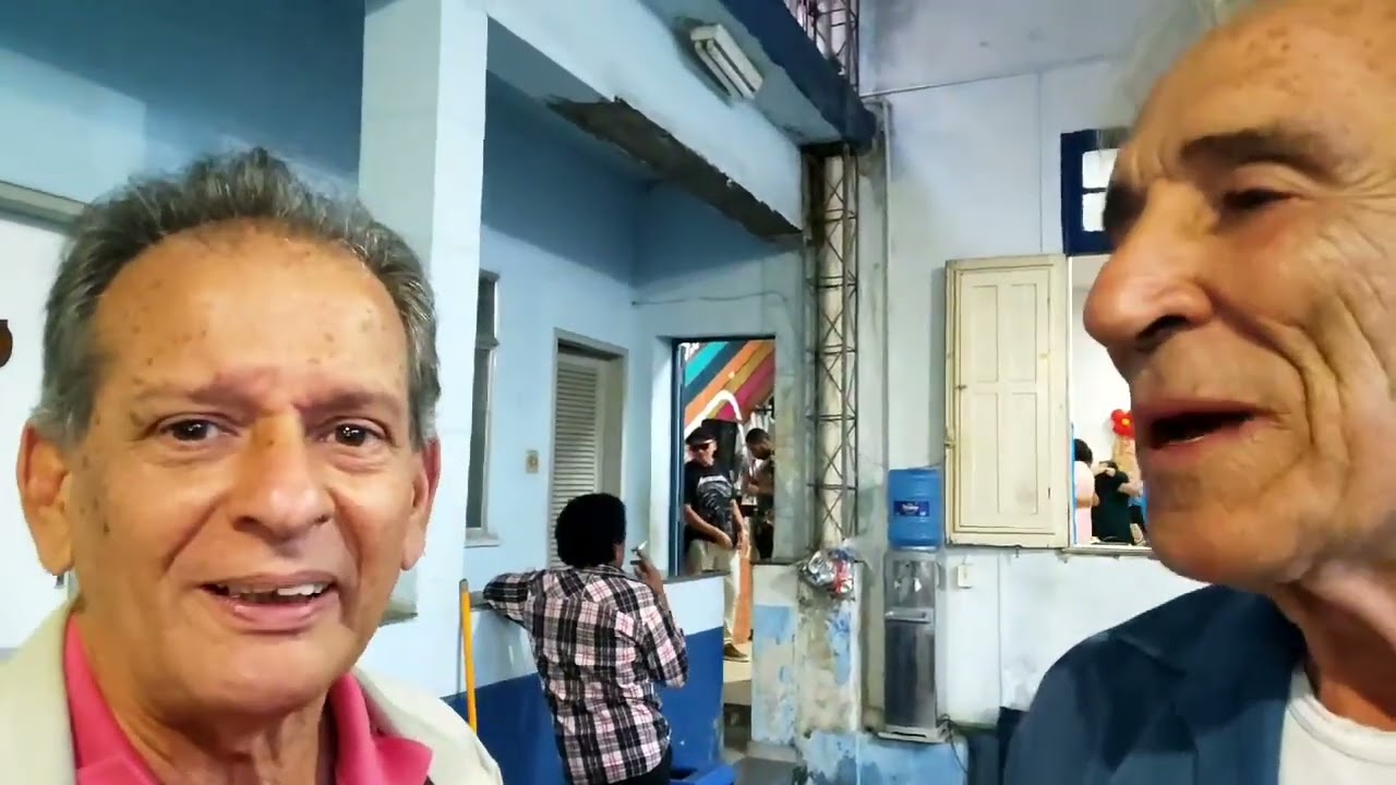 Vídeo: Entrevista com o músico e cantor Domingão