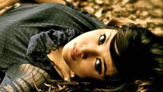 Download lagu Shila Amzah :Dejavu (Lyrics) HD mp3