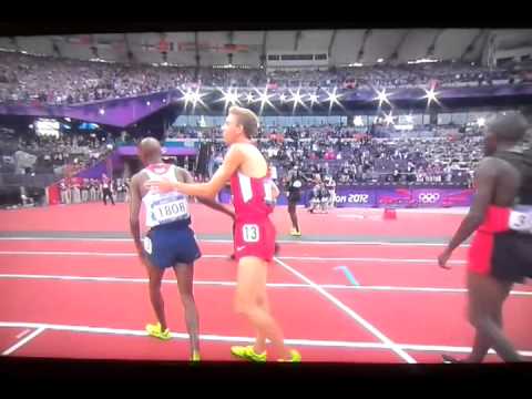 Mo Farah wins the 5000m at London 2012 Olympics