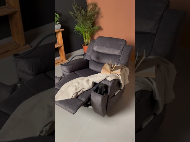 ايليت هزاز دوار مع اكواب رمادي