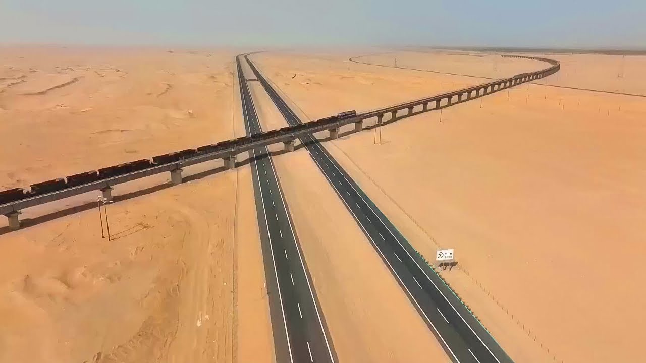 Taklamakan: A Grande ferrovia chinesa que atravessa do deserto