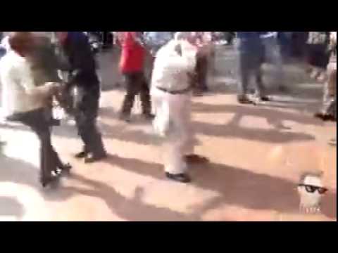 Veio atualizado passinho do romano