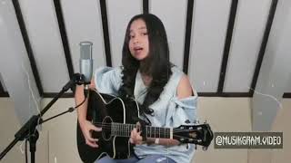 Download lagu Lihat Aku Sayang Yang Sudah Berjuang mp3 Download lagu Lihat Aku Sayang Yang Sudah Berjuang mp3