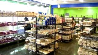 preview picture of video 'BongBong's Piaya and Barquillos - The Best Bacolod City Pasalubong Store'