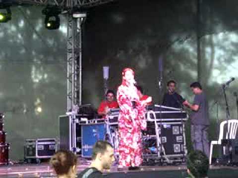 Itsumo Nando Demo - Thays Misato - Ressaca Friends '10 (Animekê in Concert)