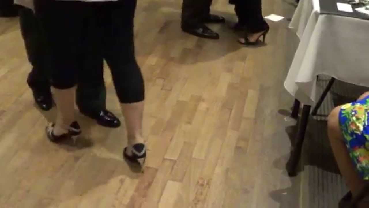 Aló Lola y La Yumba de Dorita Tango "Como Nos Cambia La Vida" De Angelis -Larroca (12-10-14) 1/3