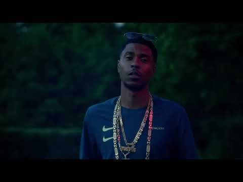 Smallavelli - Hoodnigga (Prod by Henny)