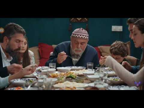 La familia Kaleli se entera de que Esma está embarazada