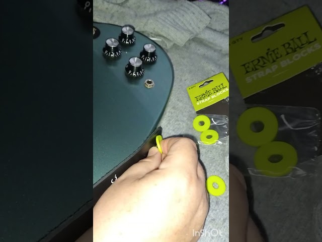 Vídeo relacionado con Ernie Ball Correa Premium Polypro para Guitarra/Bajo - Hole Lotta Metal Plata
