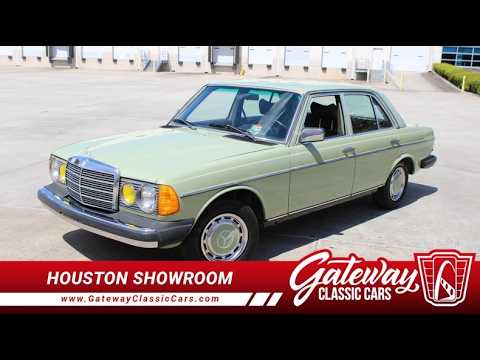 1977 Mercedes-Benz 240D (CC-2113604) for sale in Houston, Texas