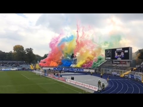 FEUERWERK UND PYRO IM THÜRINGENDERBY - FC CARL ZEISS JENA - WACKER NORDHAUSEN - 23.10.16 -