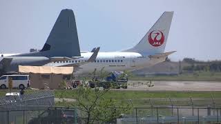 高知空港に緊急着陸のF-35B【二度目のエンジン換装準備⁉】4月29日　KC-130J飛来　牽引車を降ろし取り外しエンジンを積み込む‼#F35B #岩国航空基地 #高知龍馬空港