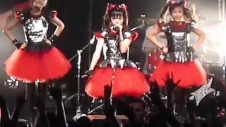BABYMETAL - YUI ちゃん - MOAちゃん ( Lead Vocal )  ヘドバンギャー!! Headbanger!!   2014